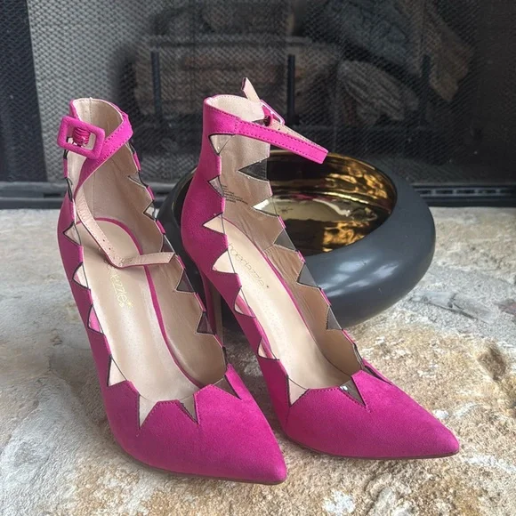 ✨NEW✨ Shoedazzle Randi Ankle Strap Pump - Picture 2 of 5